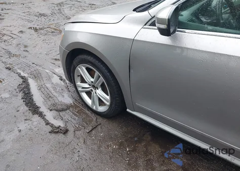 2013 Volkswagen Passat 2.0L Tdi Sel Premium from USA, damaged, VIN 1VWCN7A37DC045616